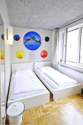 Five Elements Hostel Frankfurt, Frankfurt