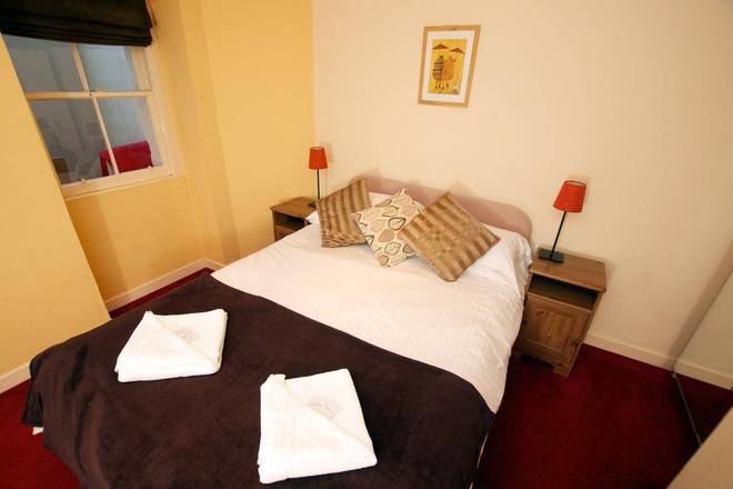 NB's Guesthouse, Edinburgh