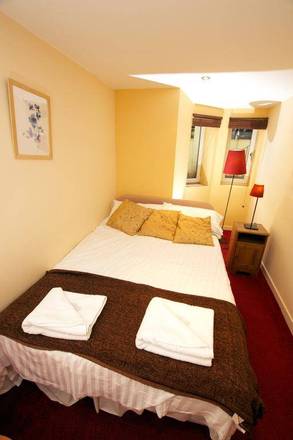 NB's Guesthouse, Edinburgh