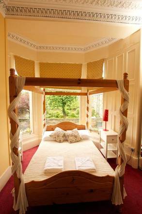 NB's Guesthouse, Edinburgh