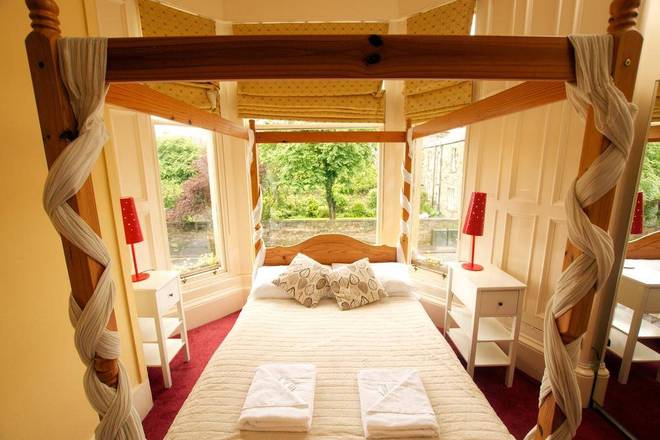 NB's Guesthouse, Edinburgh
